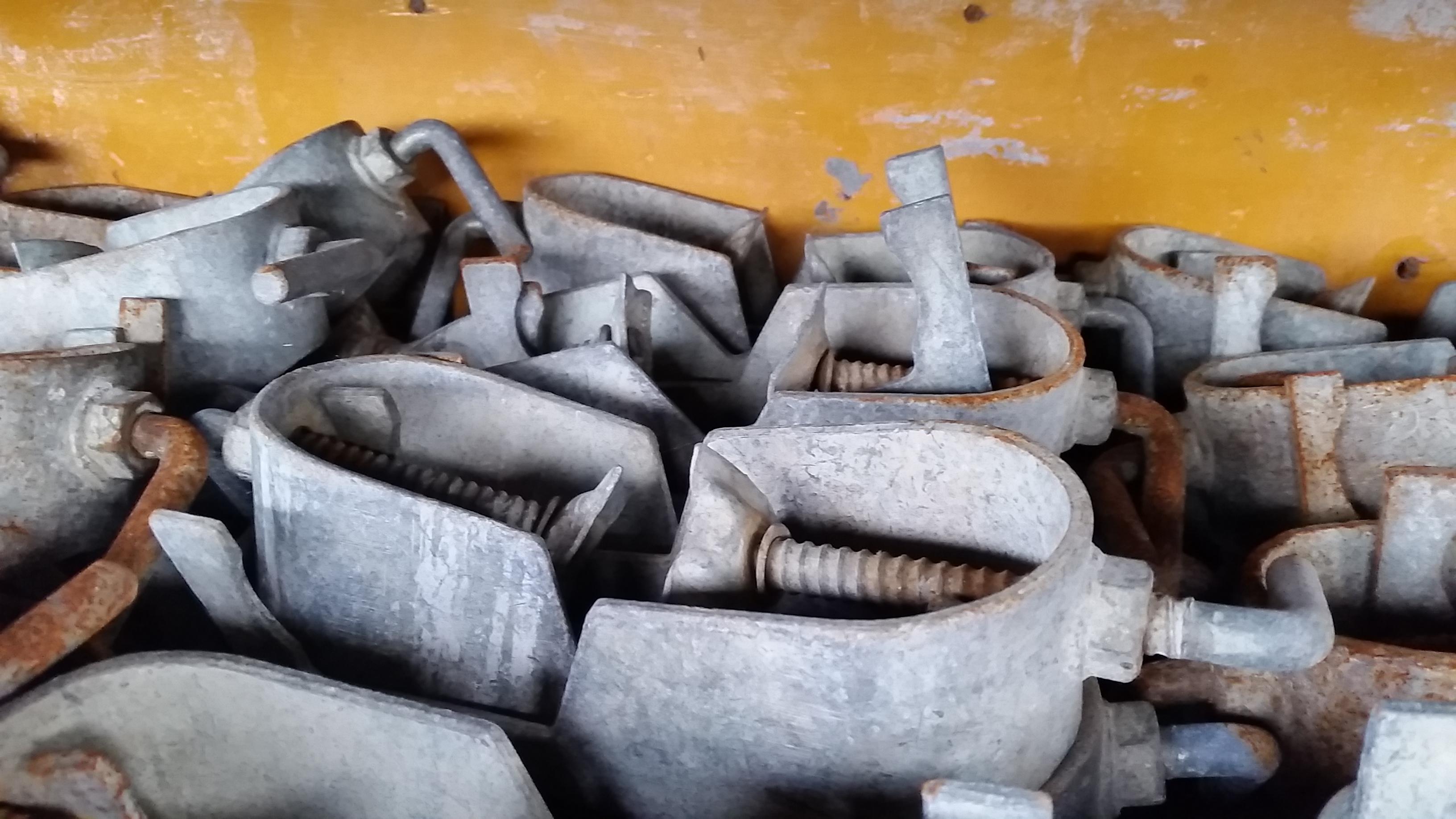 中古　ねがらみクランプ　希少