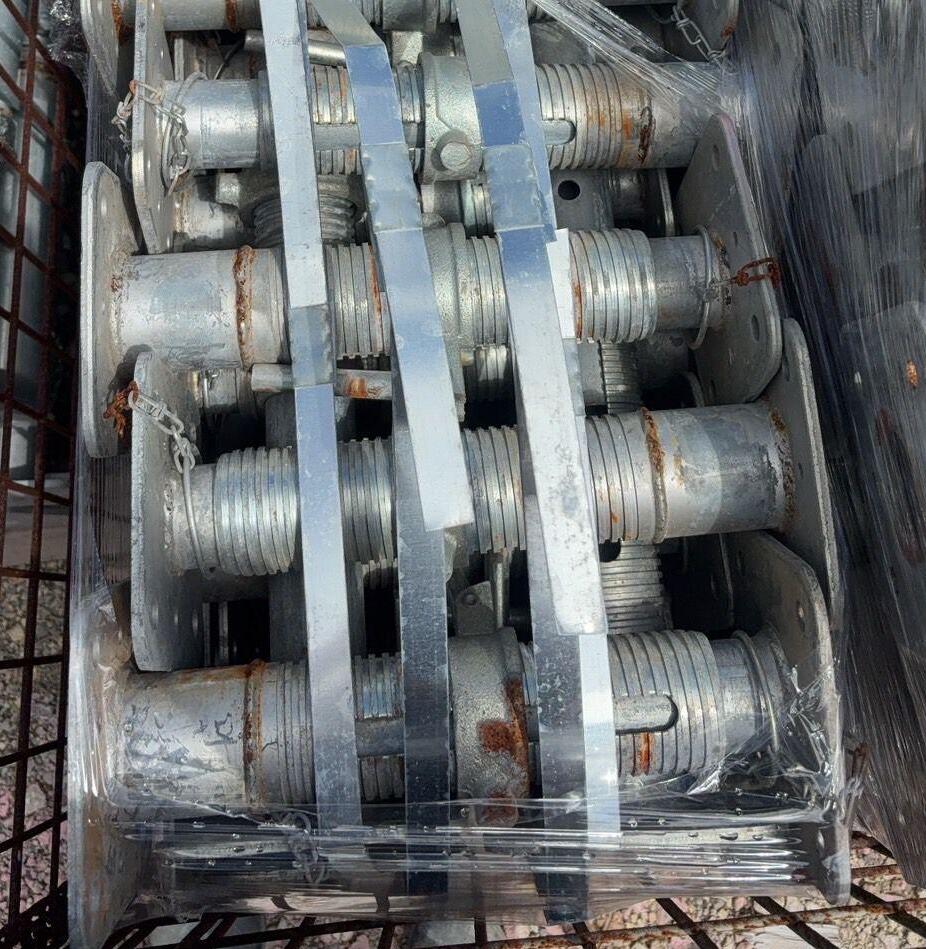 新古品_型枠パイプサポート_10s