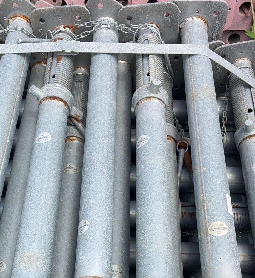 新古品_型枠パイプサポート_30s